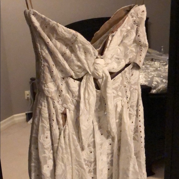 Johanna Ortiz white Eyelet midi dress NWT SZ 2 - Picture 4 of 6